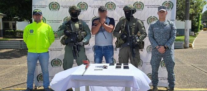 9b035ad5-1bd6-49f4-8c14-4d61035d1726