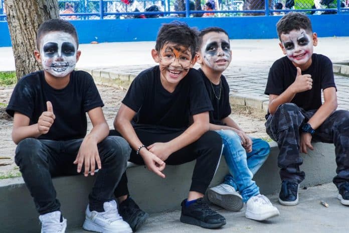 ab5f8bda-47d0-4365-9fb1-7e2d6a2328e0